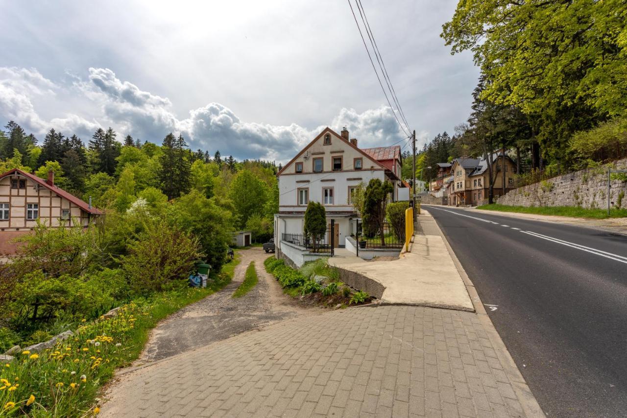 Apartment 9-o Osobowy Sikorskiego 5 Invest Schreiberhau