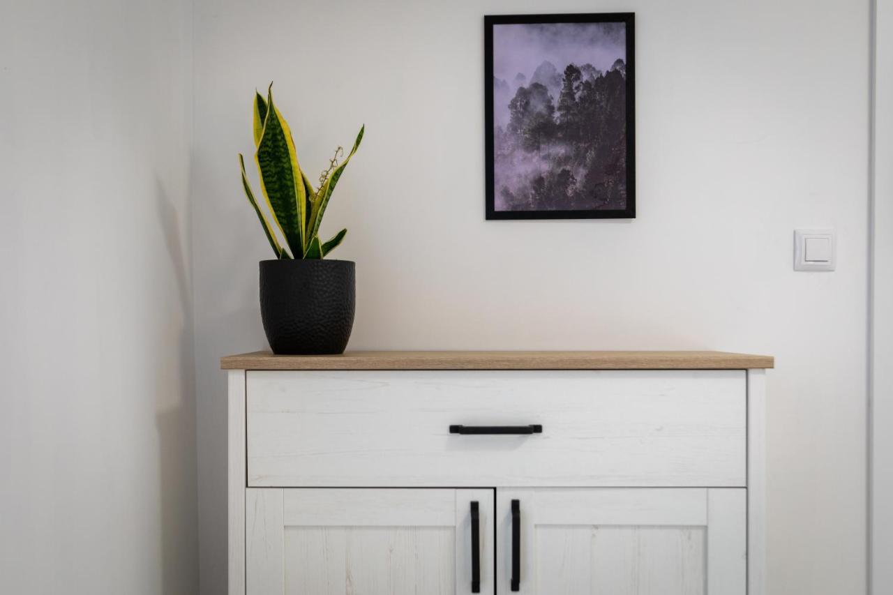 9-o Osobowy Sikorskiego 5 Invest Apartment Schreiberhau